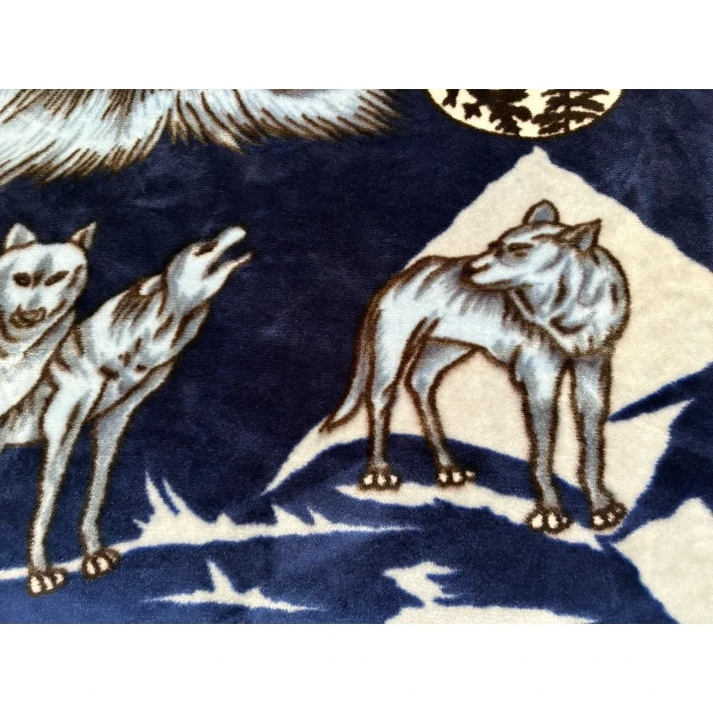 Korean Wolf Plush Blanket HEAVYWEIGHT Fleece Lodge Cabin Decor 91
